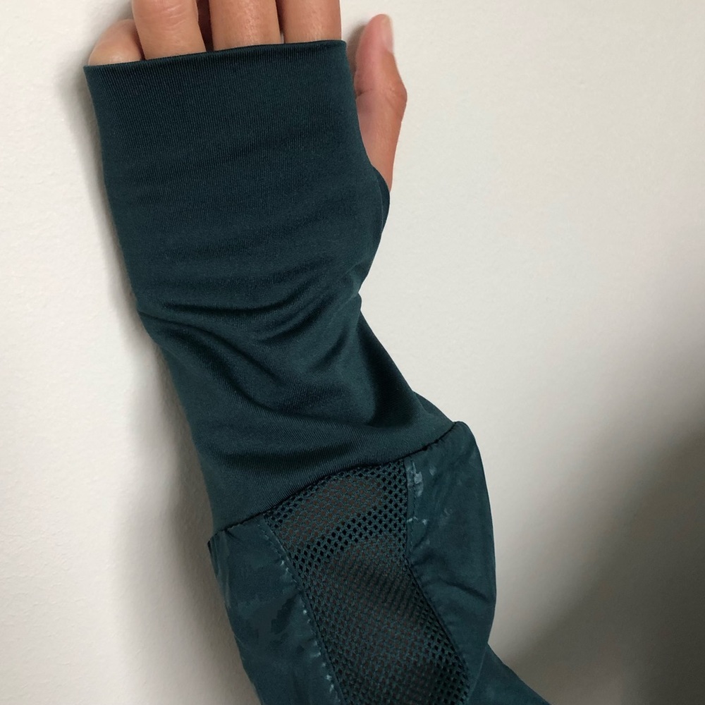 Jacket - Picture 2 of 4